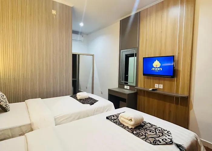 Jesens Ii Hotel
