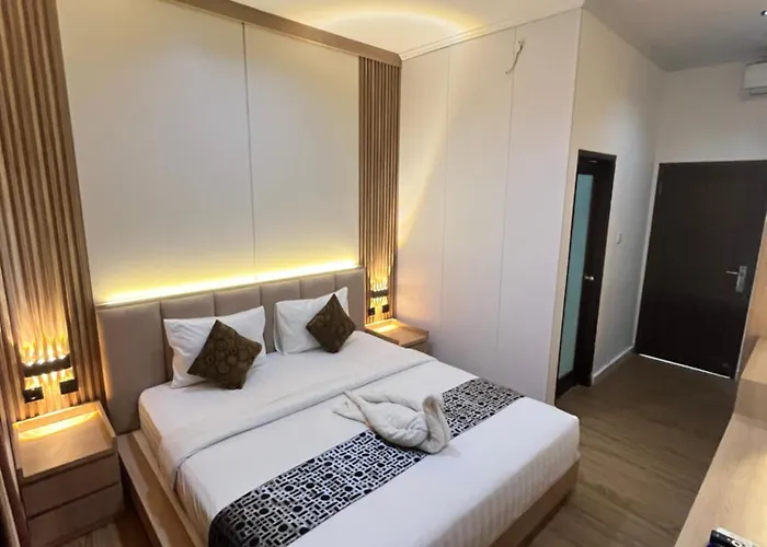 Hotel Jesens Ii